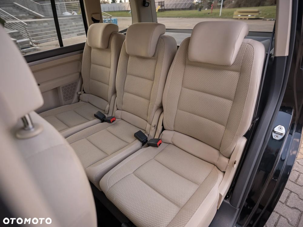 Volkswagen Touran 2.0 TDI DPF BlueMotion Technology DSG Life - 28