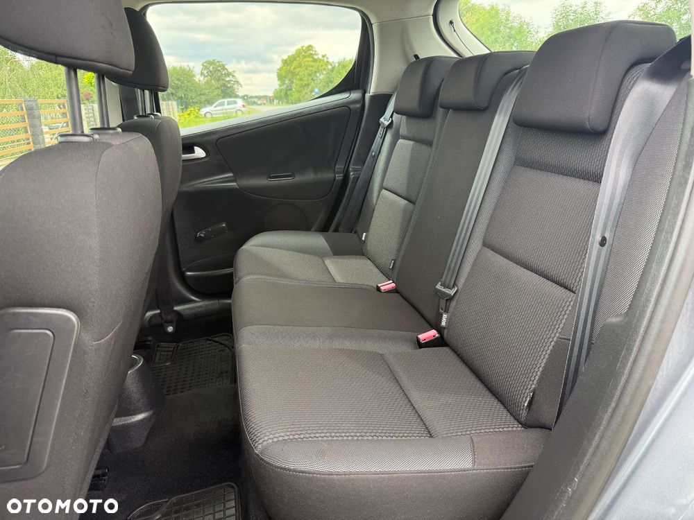 Peugeot 207 1.4 HDi Presence Euro5 - 5