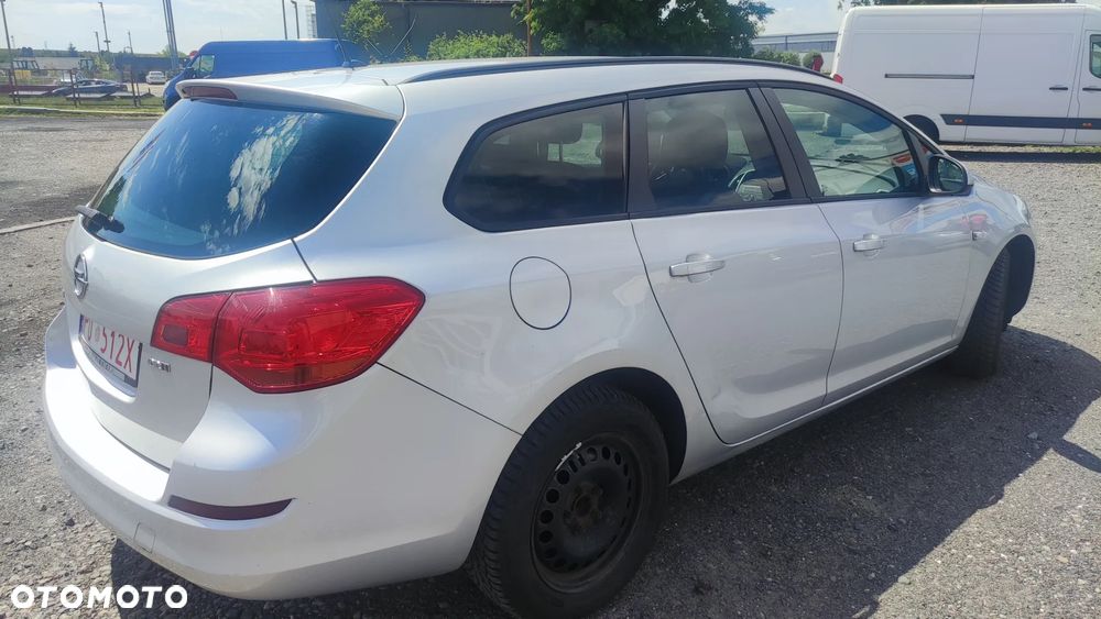 Opel Astra 1.7 CDTI DPF Sports Tourer - 4