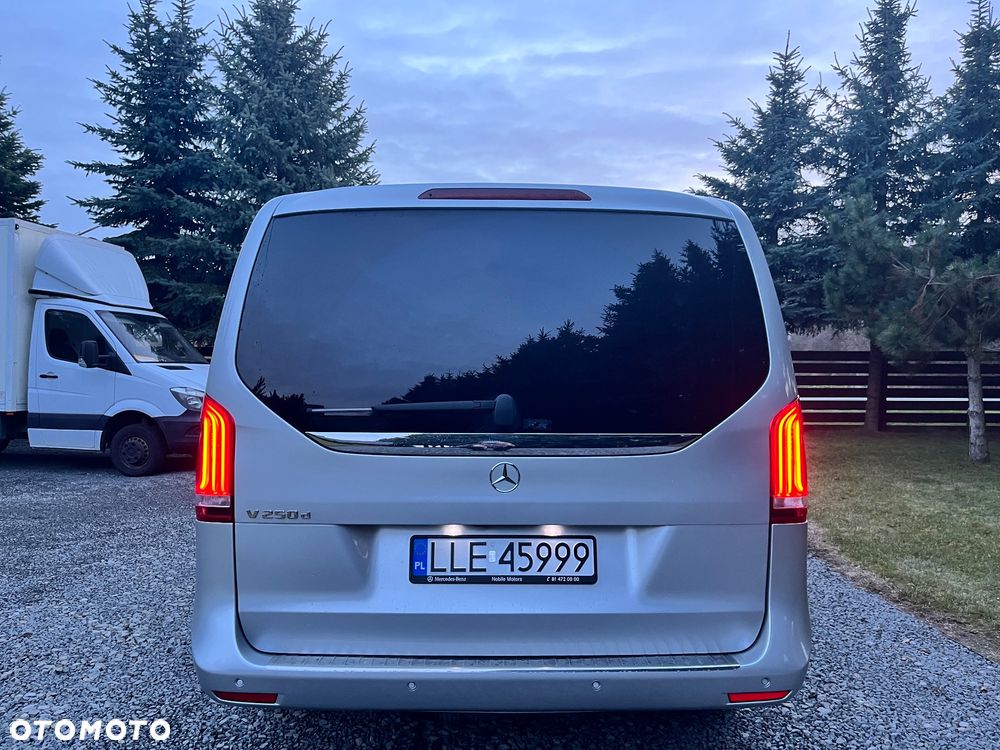 Mercedes-Benz Klasa V 250 (BlueTEC) d Avantgarde 7G-Tronic - 6