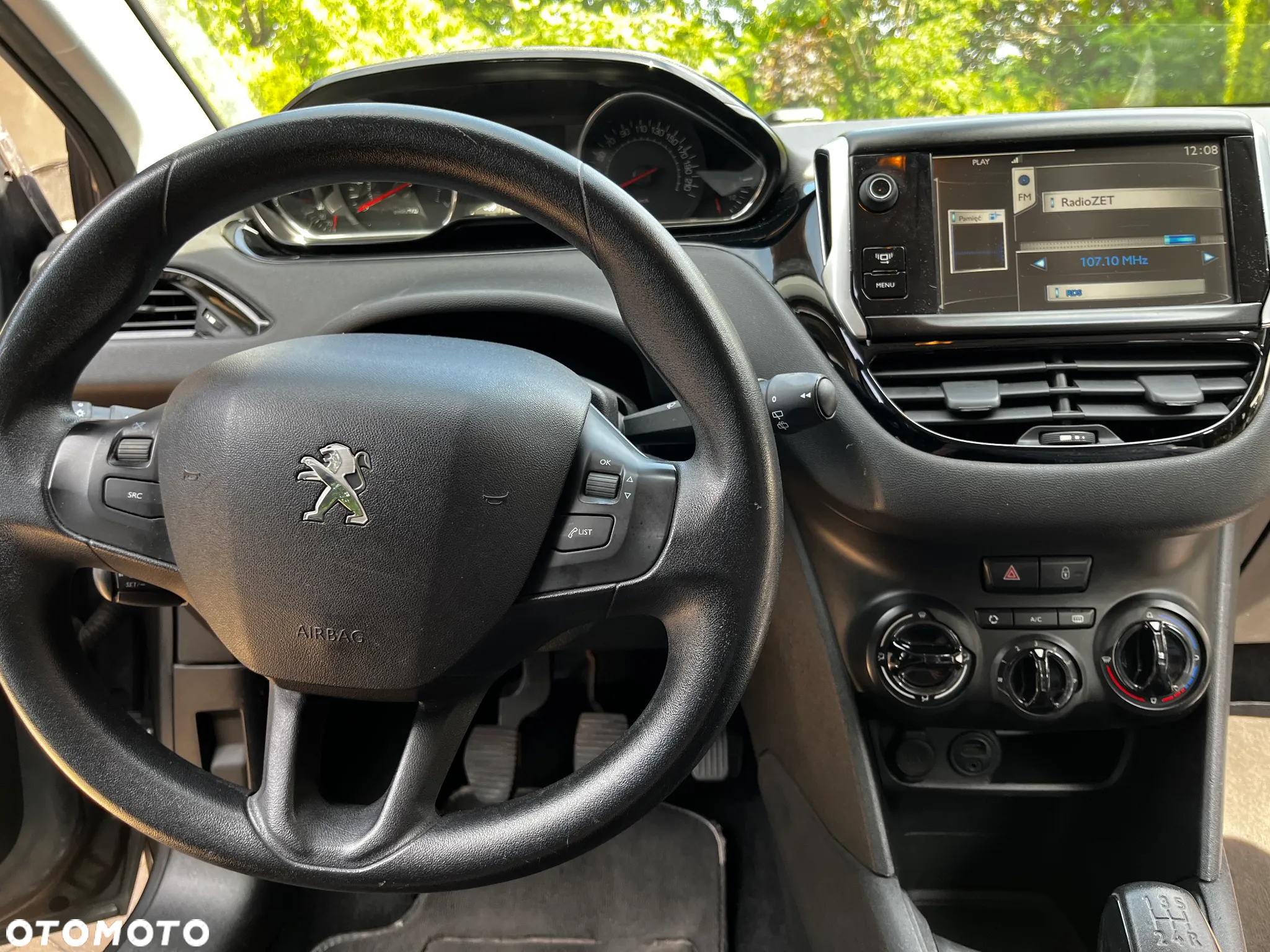 Peugeot 208 1.2 PureTech Allure - 16