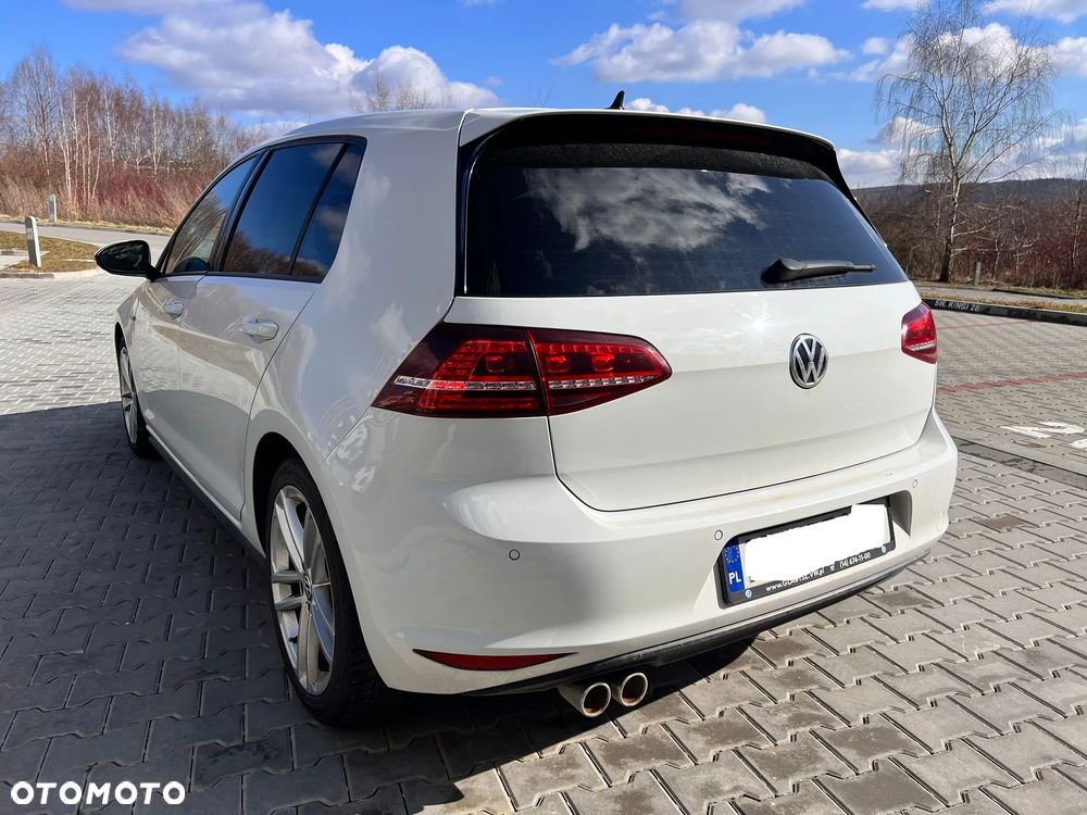 Volkswagen Golf - 9