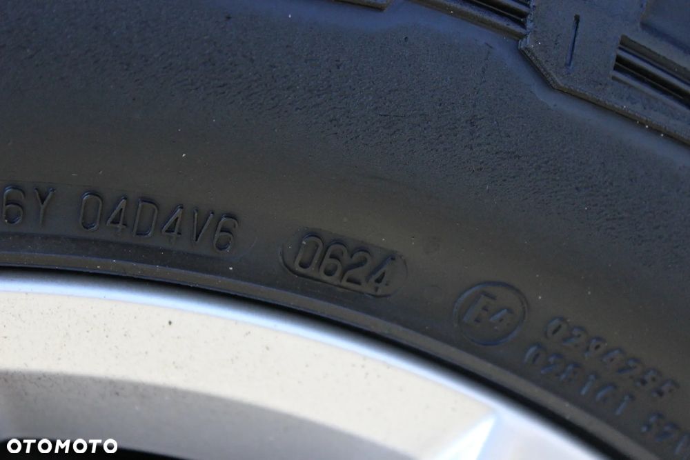 Volkswagen Tiguan 2.0 TDI 4Mot R-Style DSG - 36