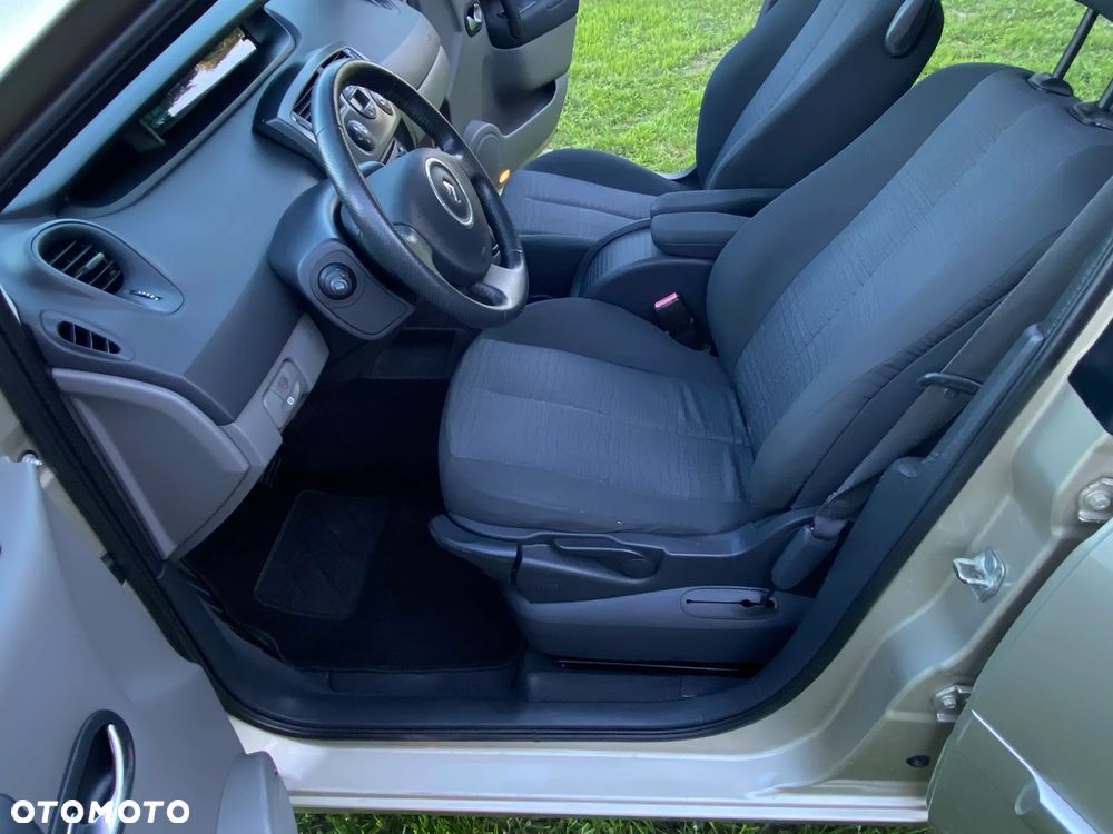 Renault Scenic 1.6 16V Authentique - 18