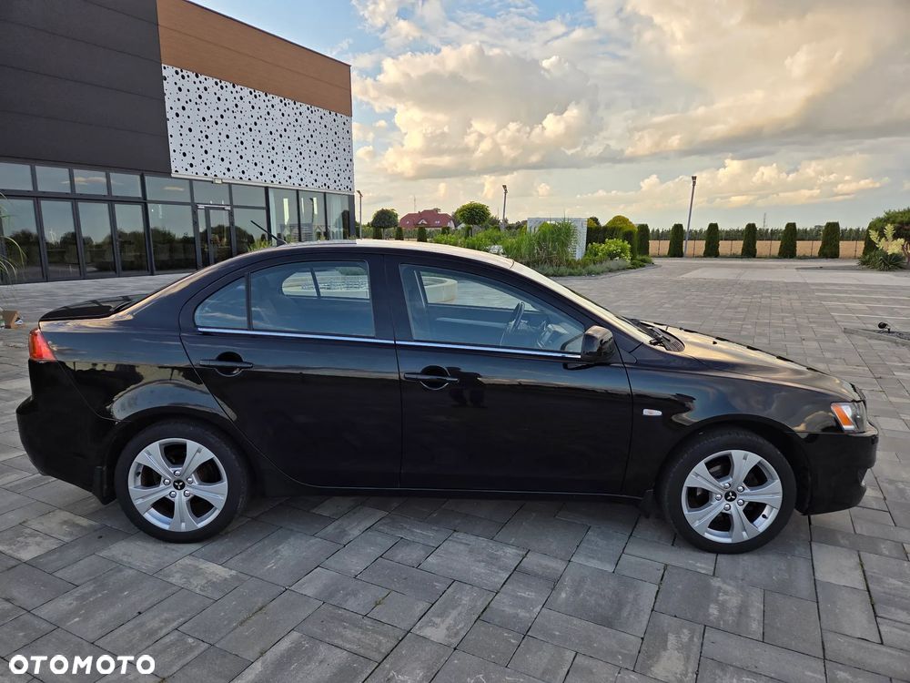 Mitsubishi Lancer 1.8 Invite - 10