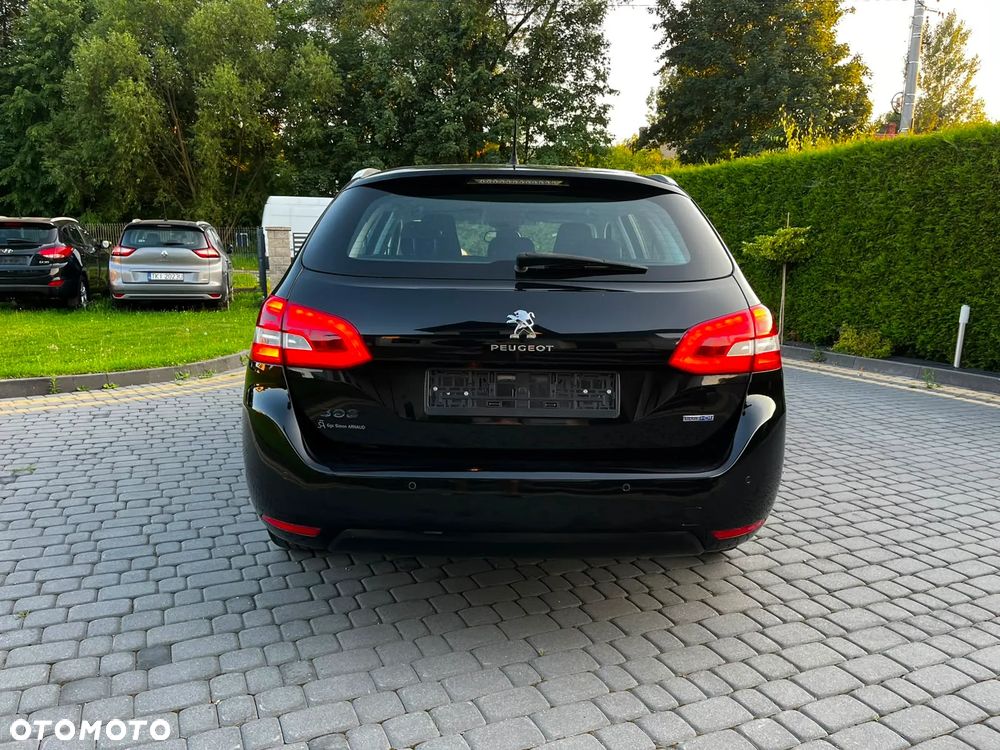 Peugeot 308 - 4