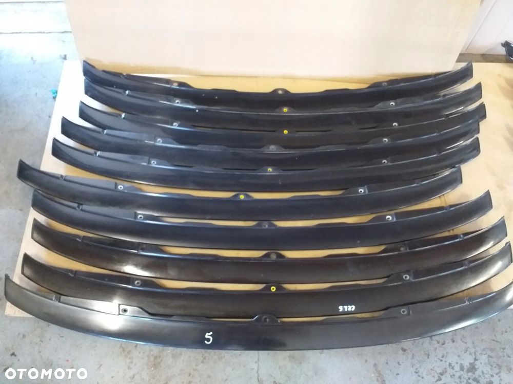 TOYOTA CELICA V grill listwa pod maskę przód - 1