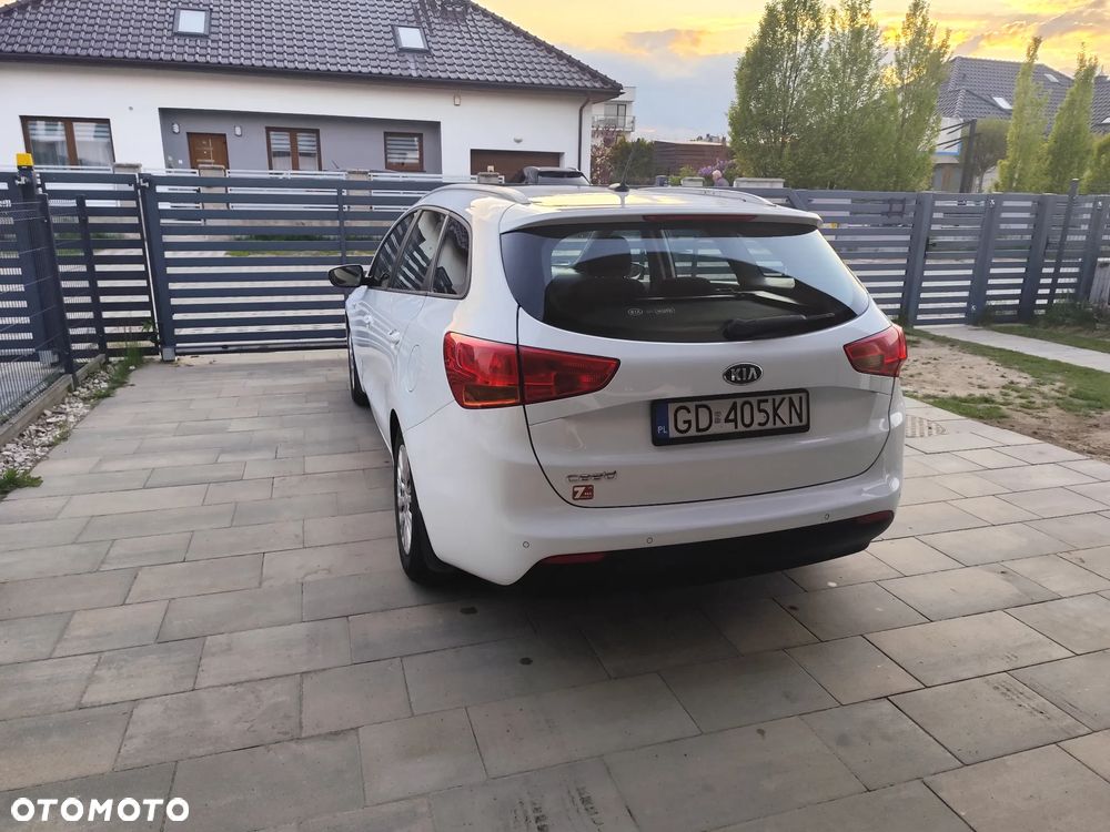 Kia Ceed 1.6 GDI Business Line - 8