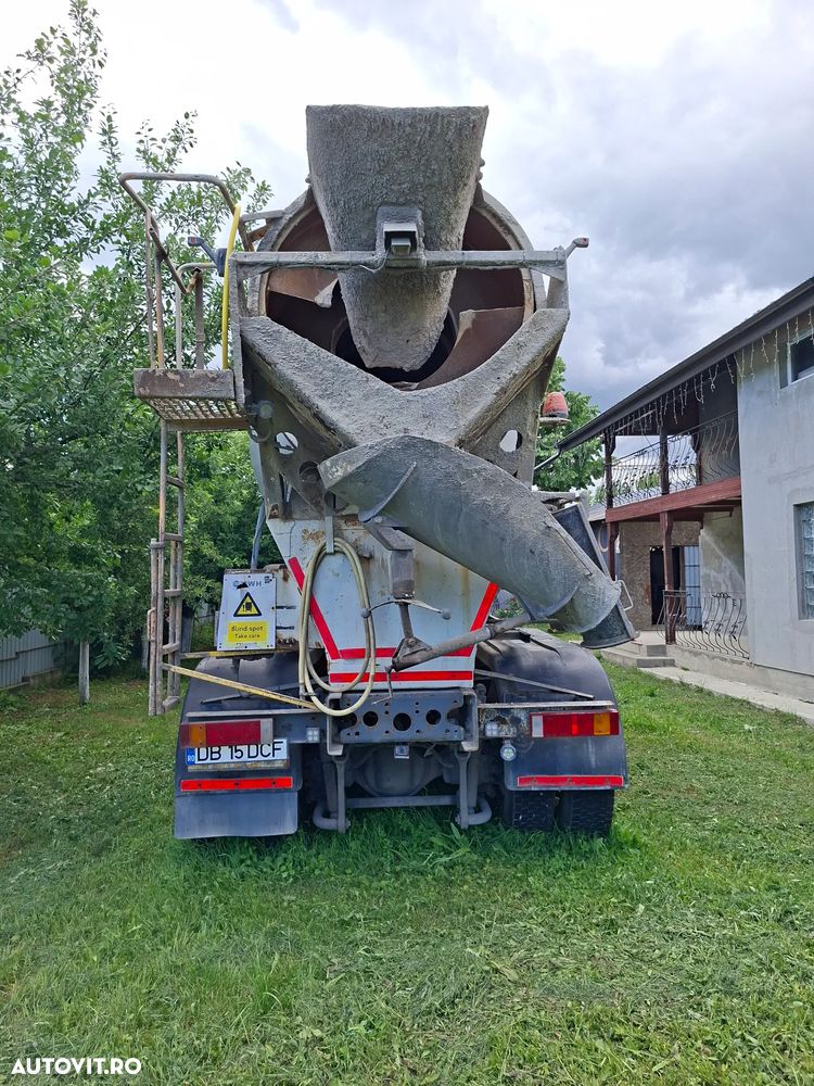 Mercedes-Benz Arocs - 15