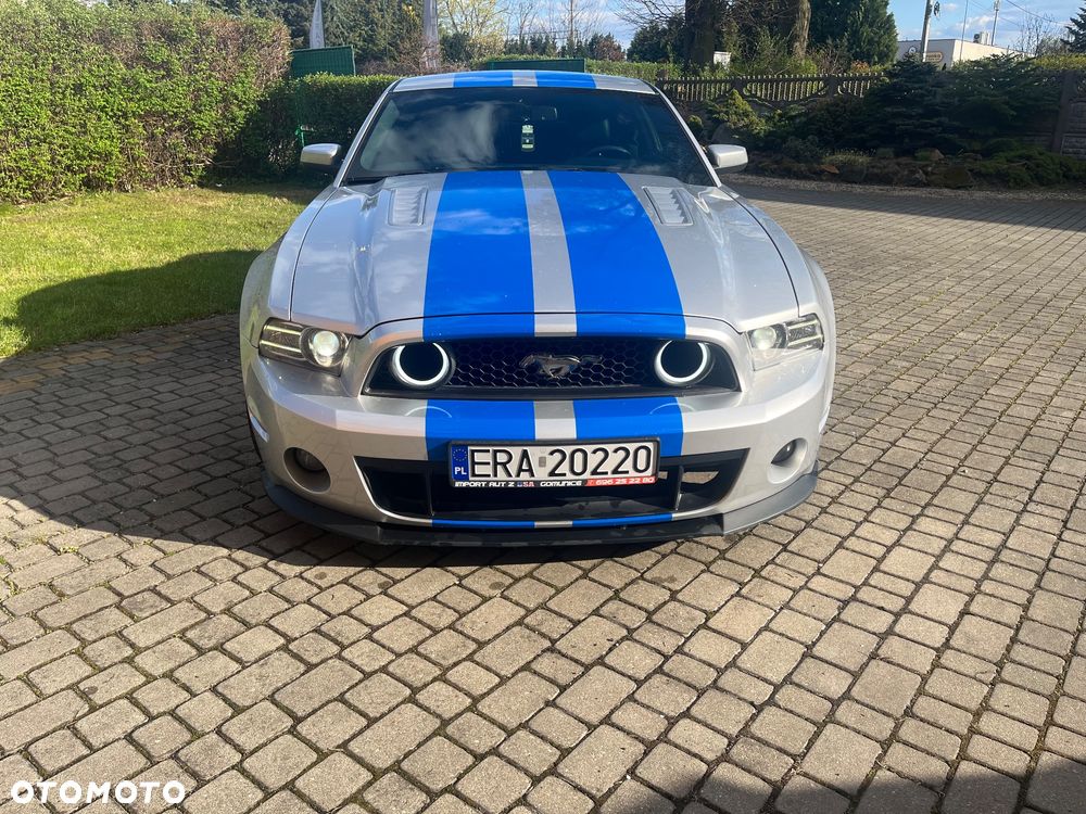 Ford Mustang - 1