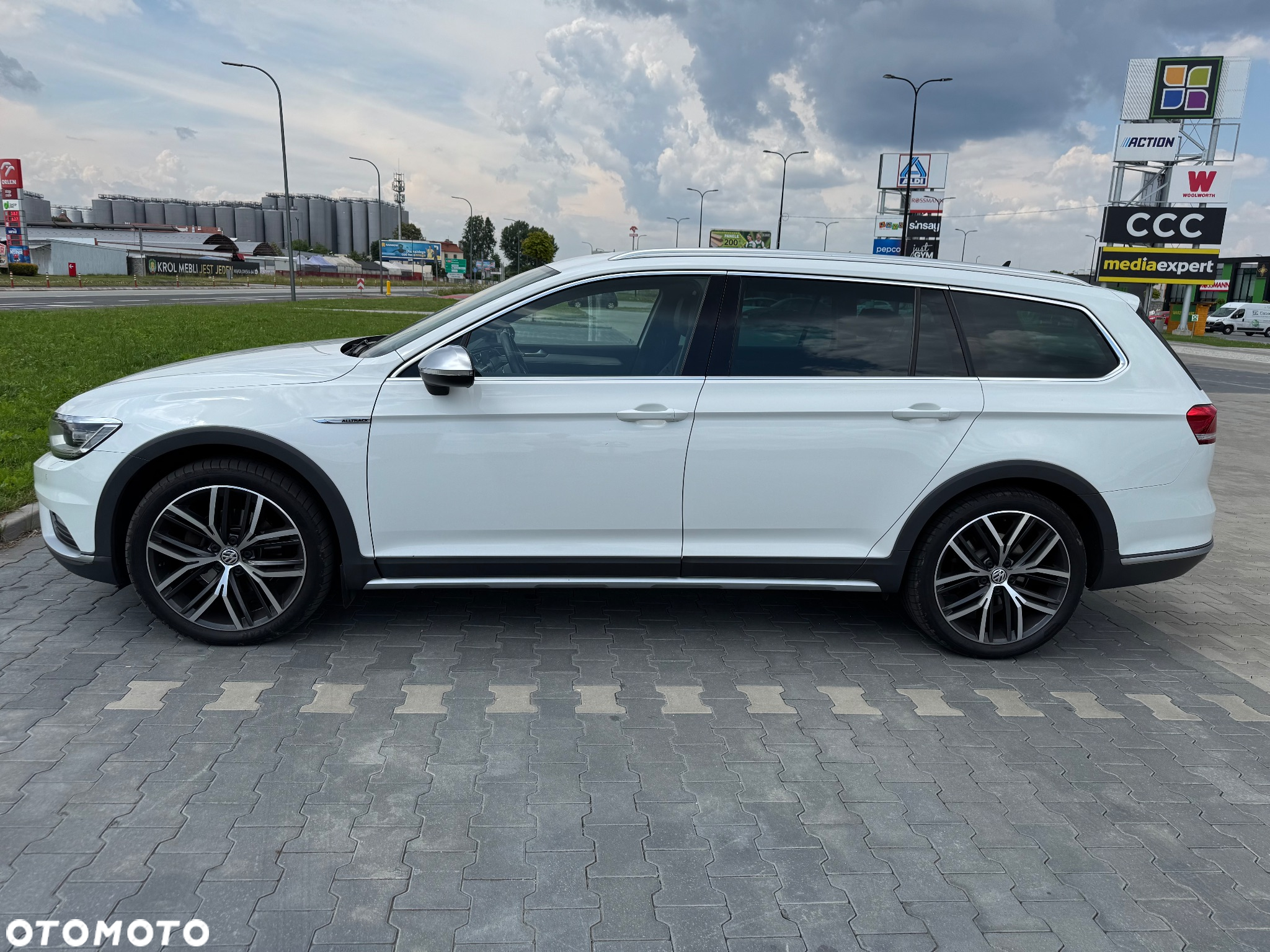 Volkswagen Passat Alltrack 2.0 TDI SCR 4Motion DSG - 2