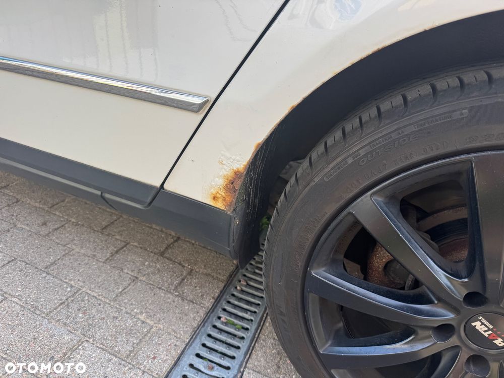 Volkswagen Passat 2.0 TDI DPF DSG Trendline - 7