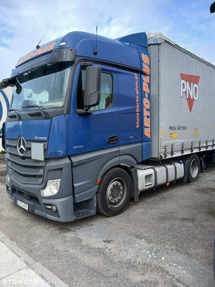 Mercedes-Benz ACTROS - 3