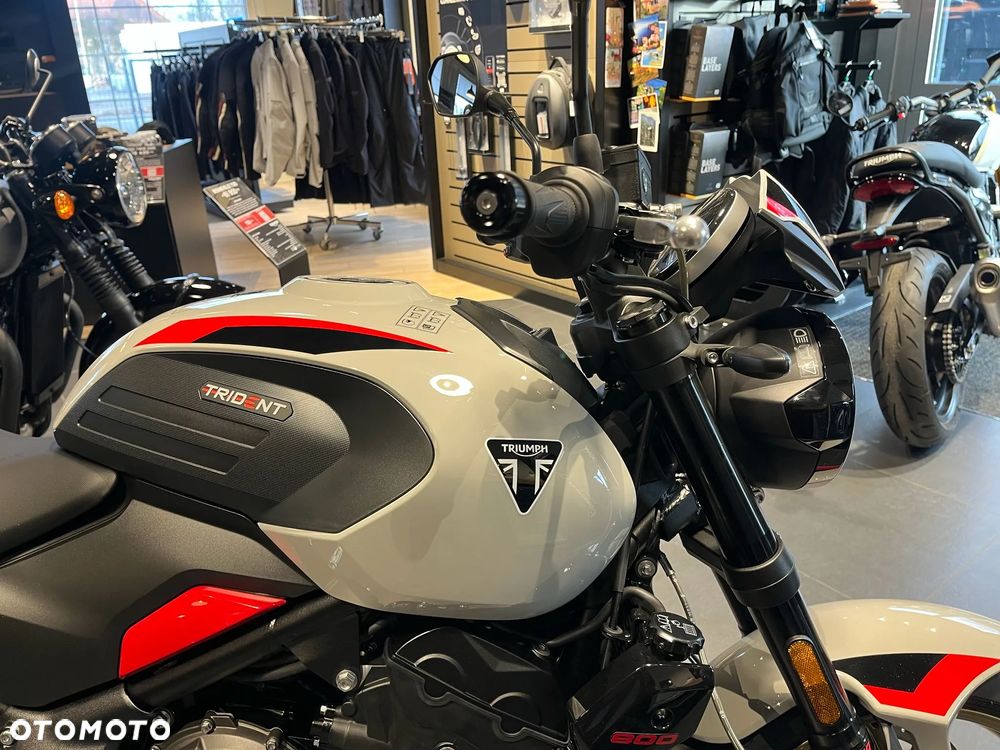Triumph Trident - 5