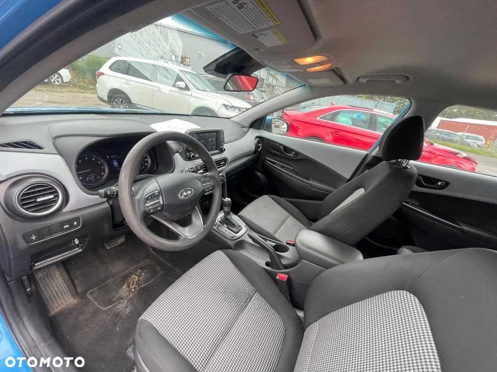 Hyundai Kona - 8