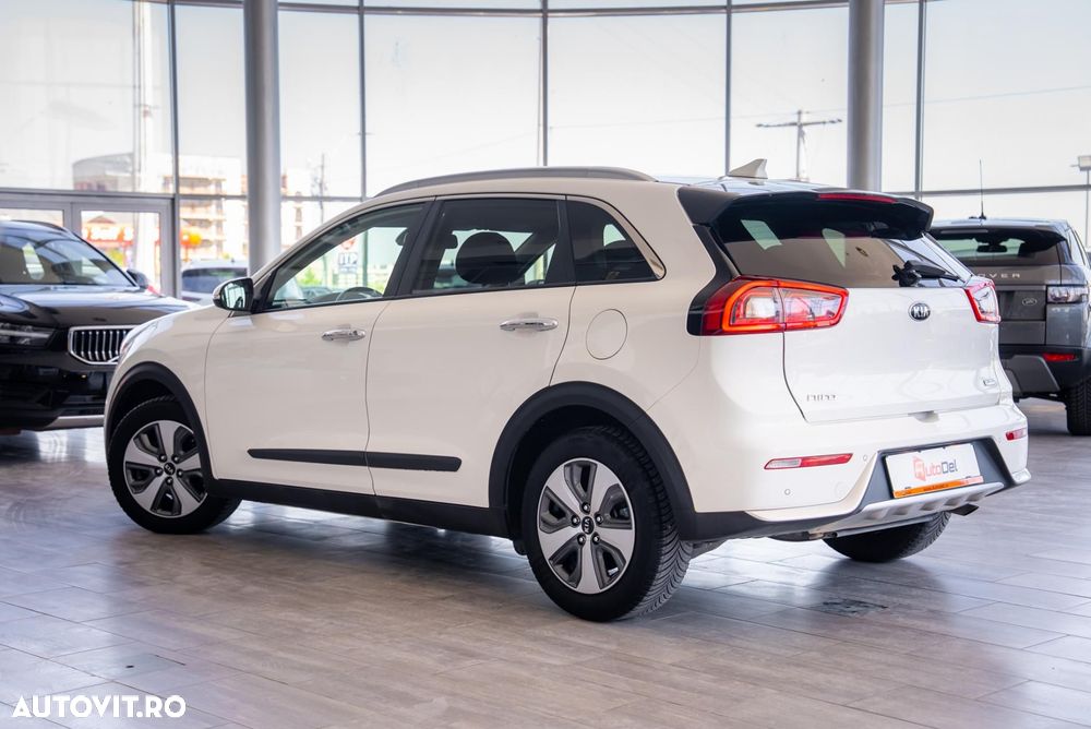 Kia Niro - 11