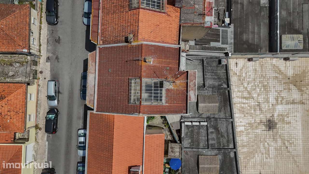 Investimento: Apartamento T1 à venda na Rua Henrique Nogueira, Amadora - Grande imagem: 4/23