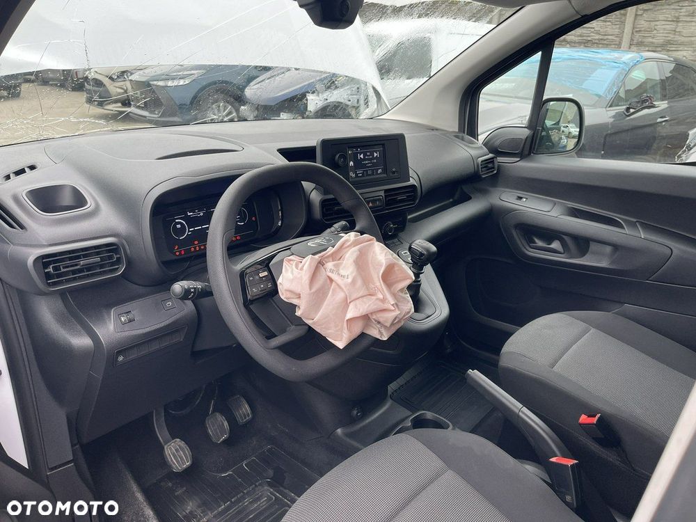 Toyota Proace City - 9