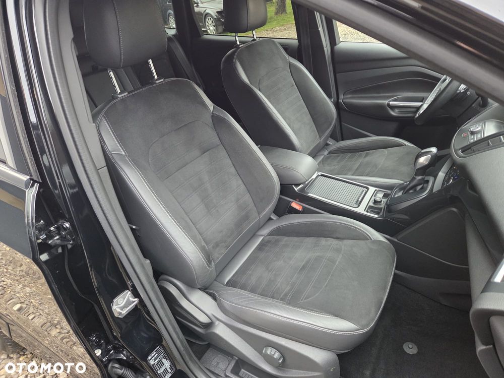 Ford Kuga 2.0 TDCi 4x4 ST-Line - 15