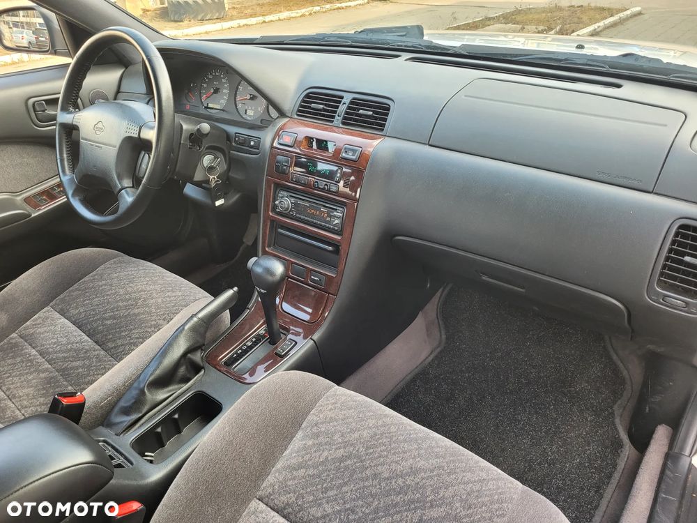 Nissan Maxima - 12