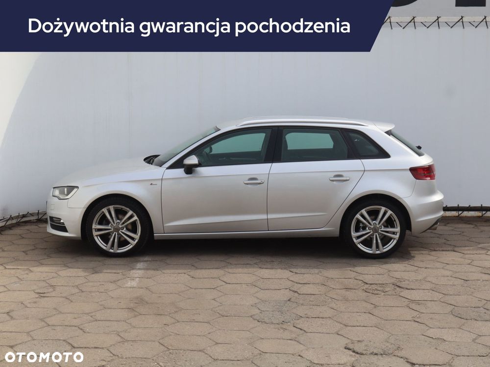 Audi A3 Sportback - 4
