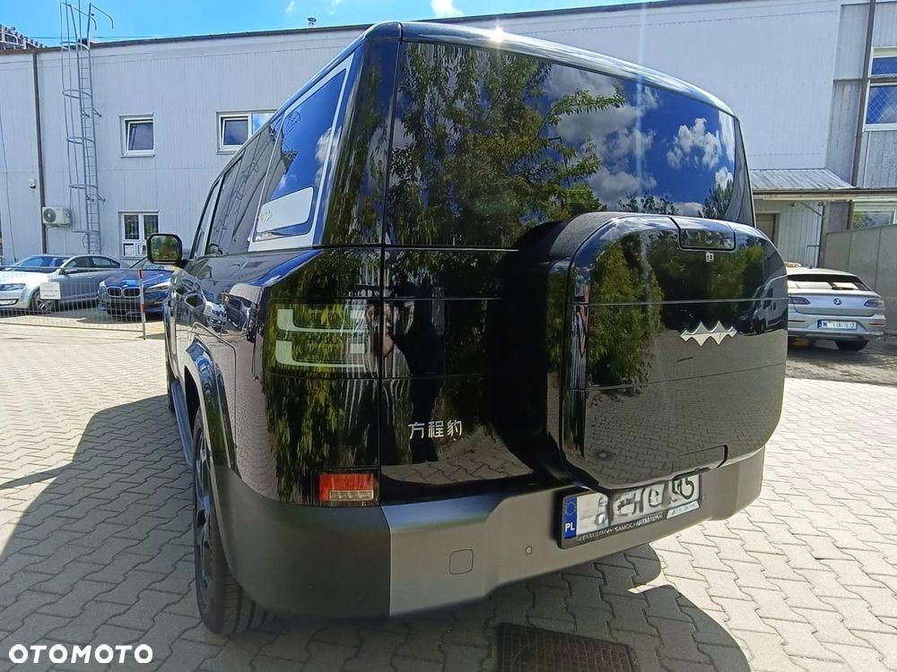 BYD Leopard 7 - 11