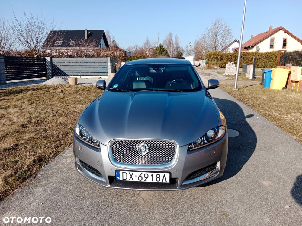 Jaguar XF - 1