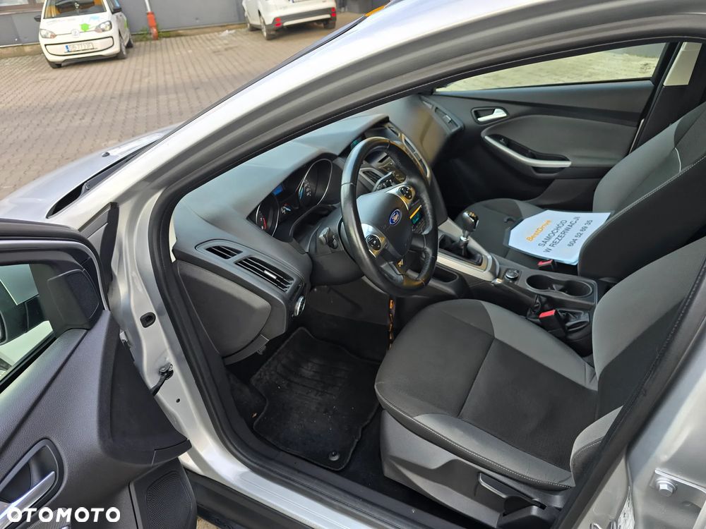 Ford Focus - 17