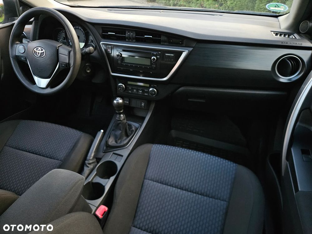 Toyota Auris 1.33 VVT-i - 22