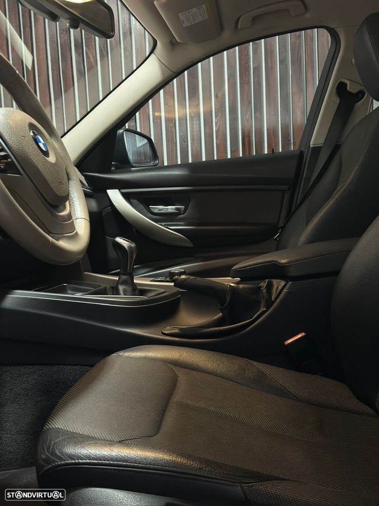 BMW 318 d xDrive Line Modern - 6