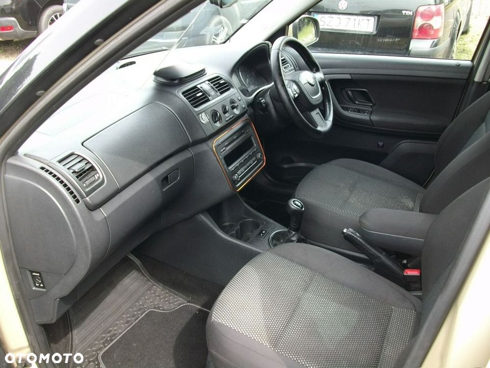 Skoda Fabia - 5