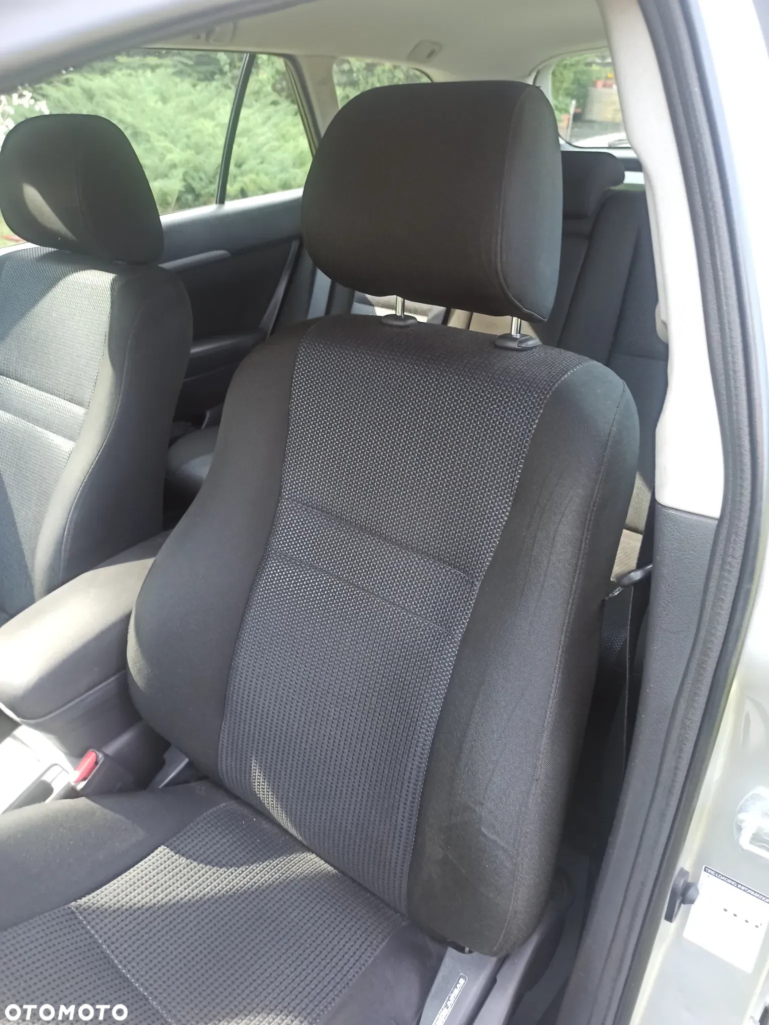 Toyota Avensis 2.0 D-4D Sol - 13
