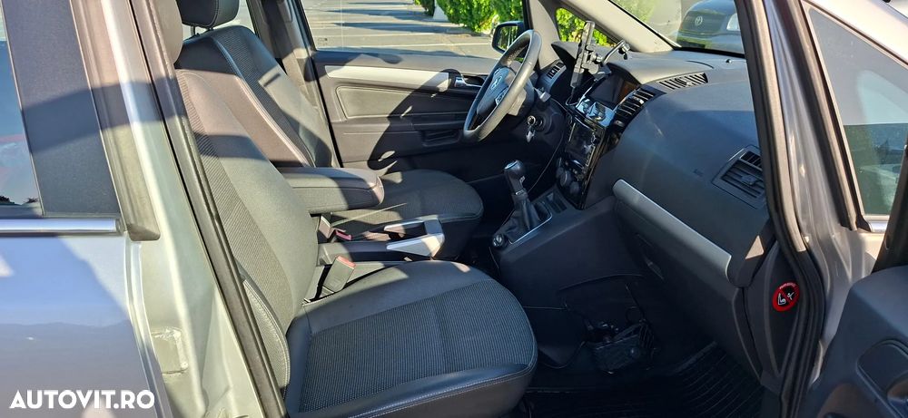 Opel Zafira 1.7 CDTI Cosmo - 23