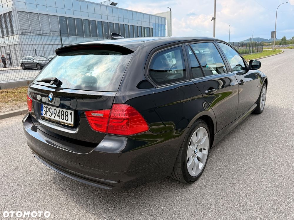 BMW Seria 3 318d DPF Edition Sport - 7