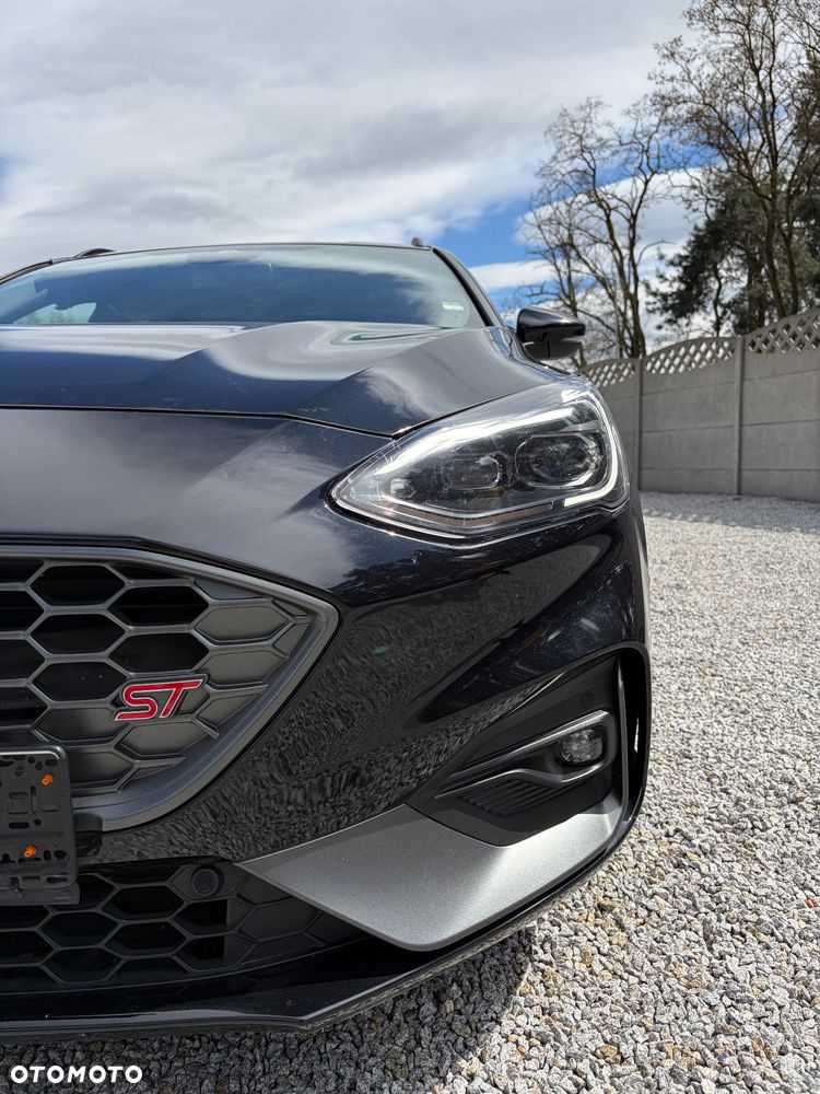 Ford Focus 2.0 EcoBlue ST - 4