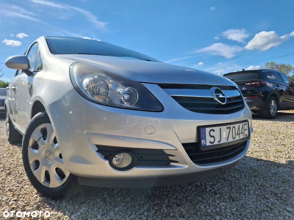 Opel Corsa 1.4 16V Active - 2