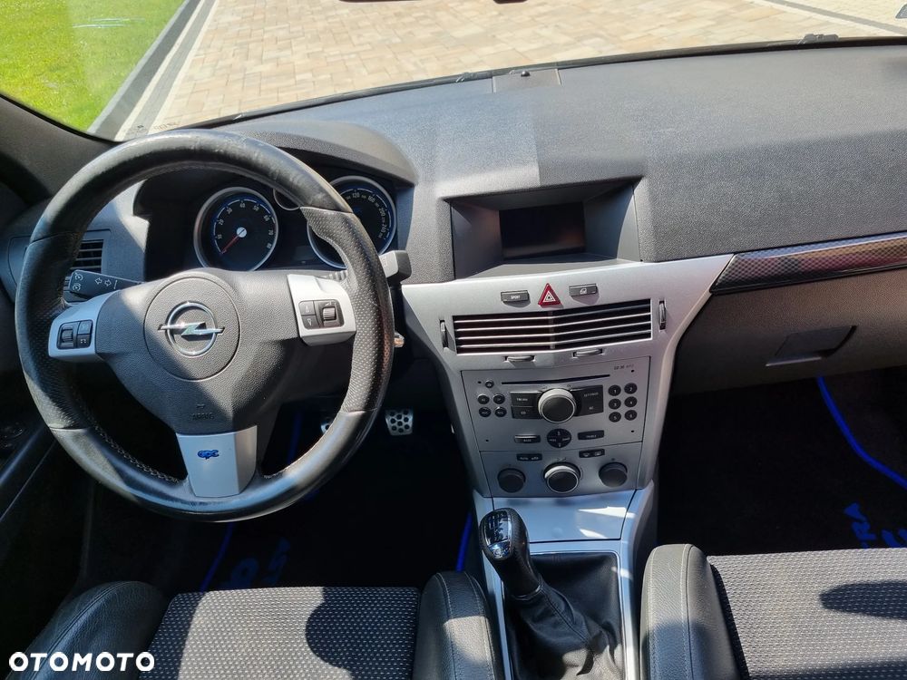 Opel Astra 2.0 T OPC - 15