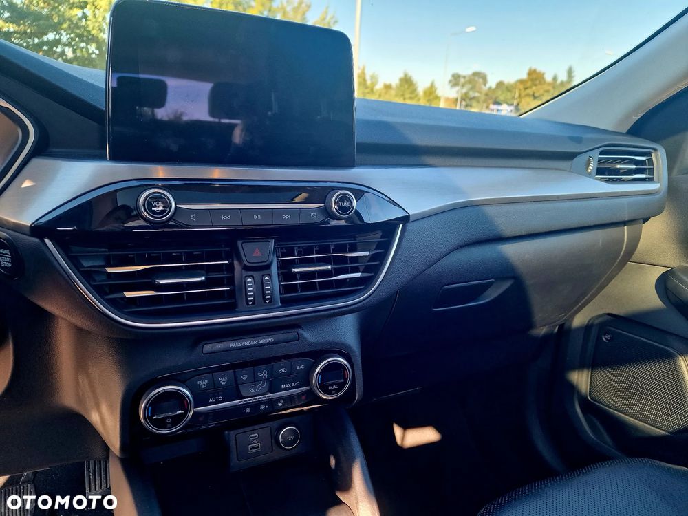 Ford Escape 2.0 EcoBoost AWD Titanium - 30