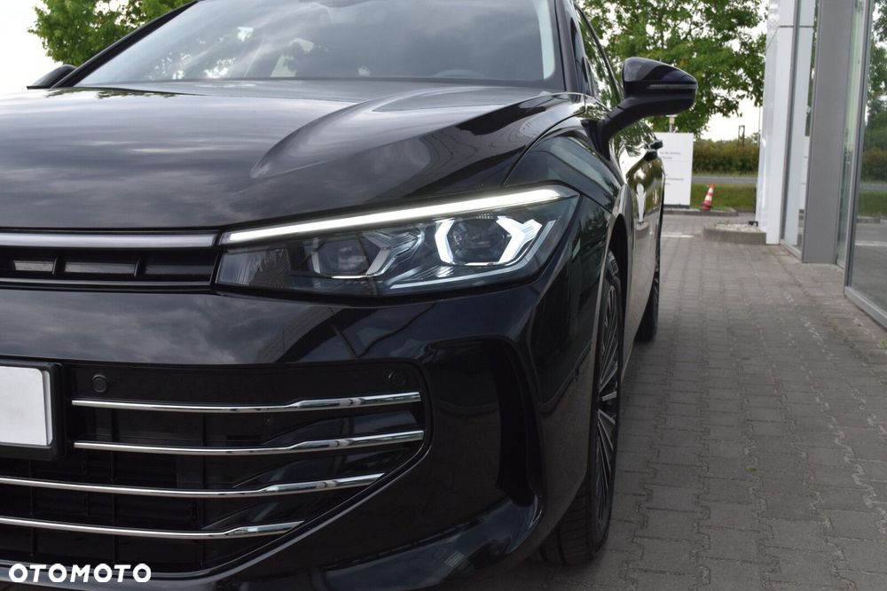 Volkswagen Passat Variant 2.0 TDI SCR Elegance DSG - 40