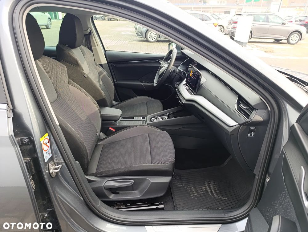 Skoda Octavia 2.0 TDI Selection DSG - 16