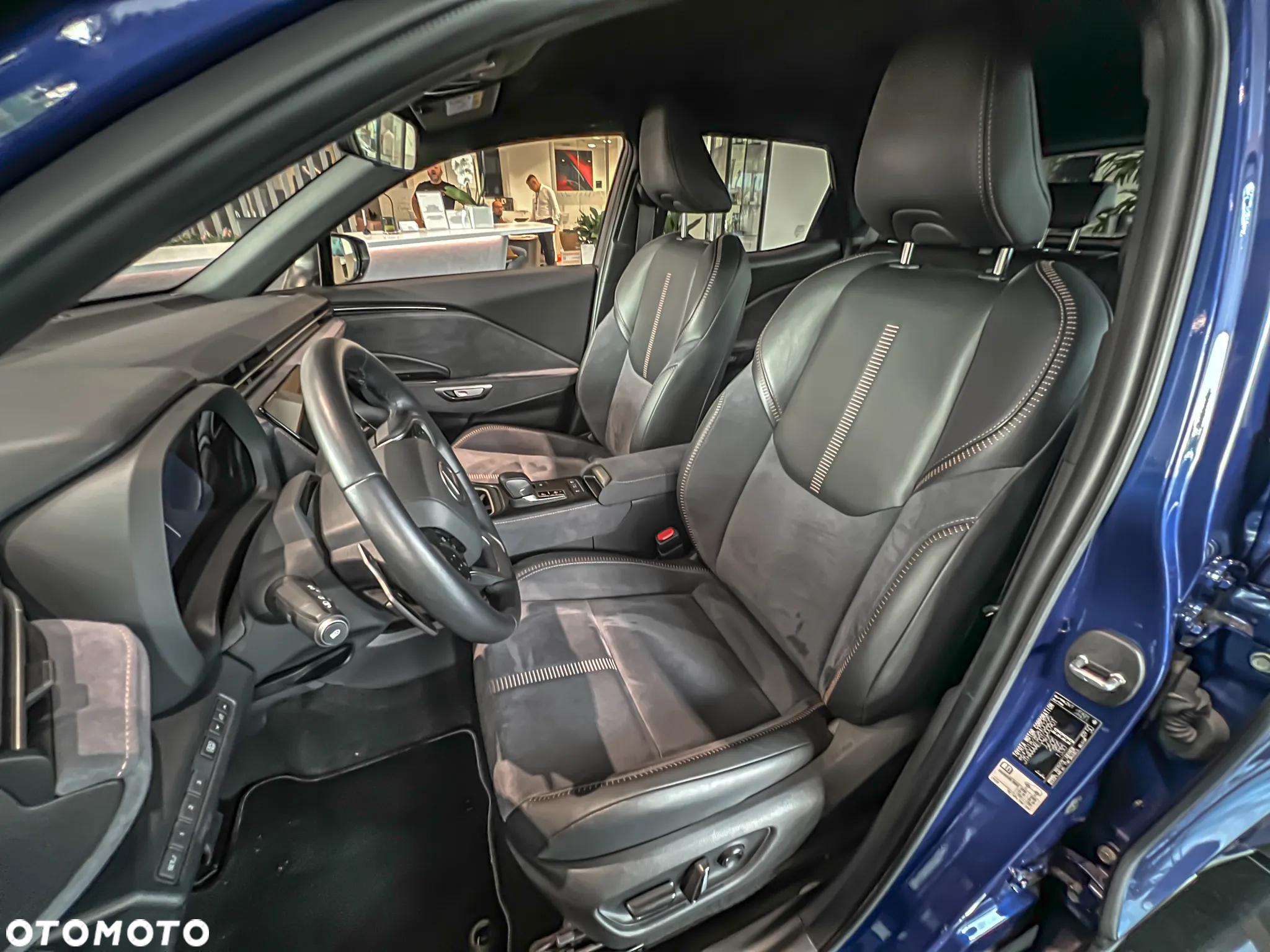 Lexus LBX 1.5 Hybrid Cool - 12