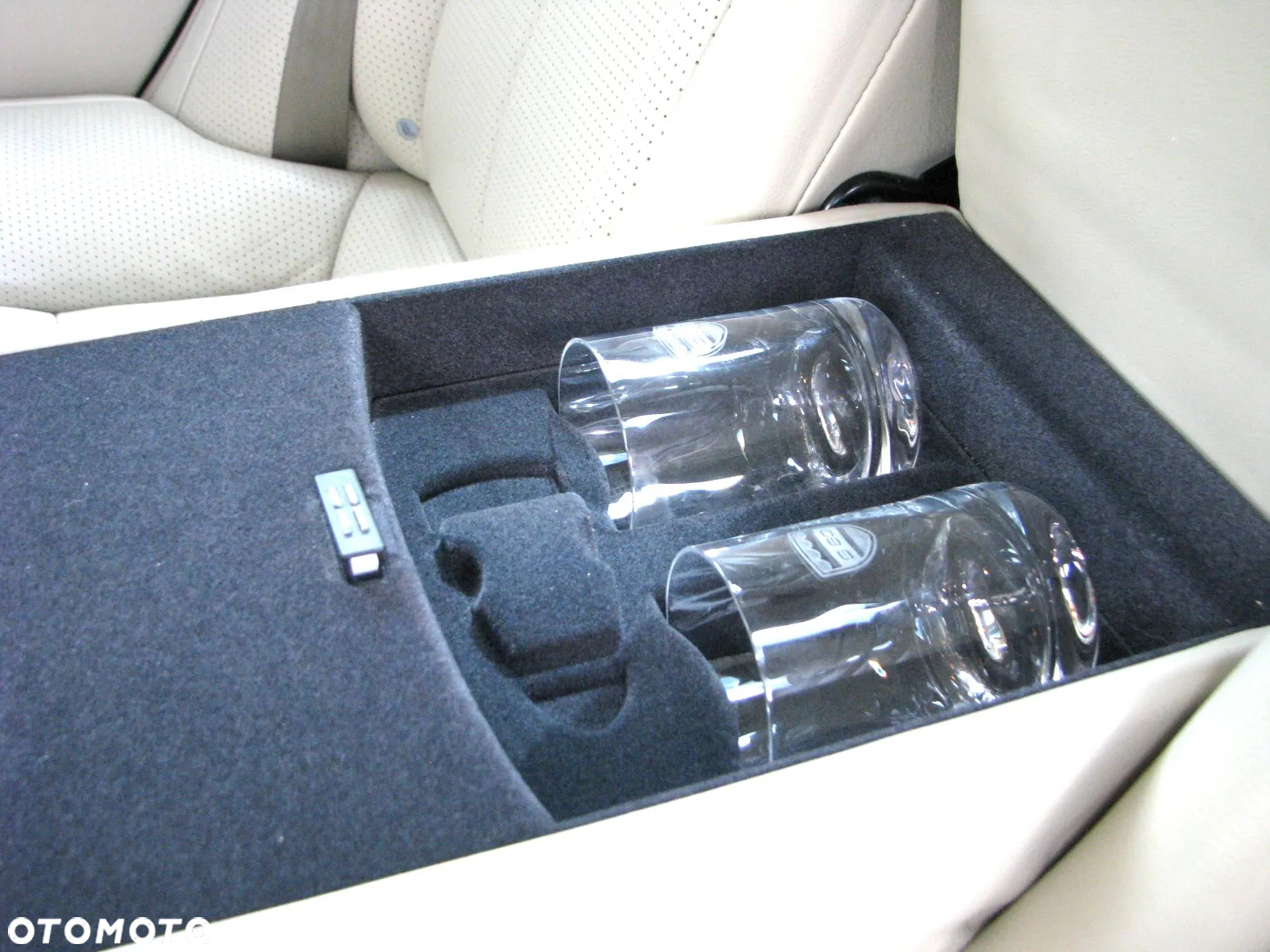 Volvo S80 4.4 V8 AWD Executive - 28