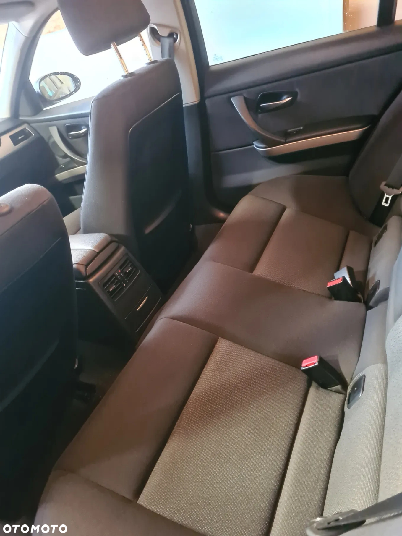BMW Seria 3 318i - 15