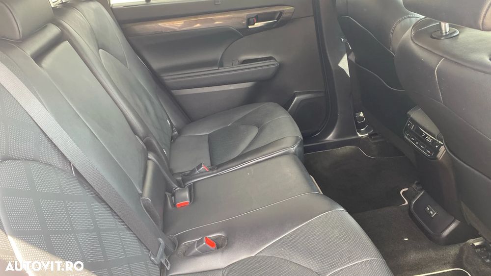 Toyota Highlander 2.5 L Hybrid Dynamic Force 248CP Luxury Pearly - 7