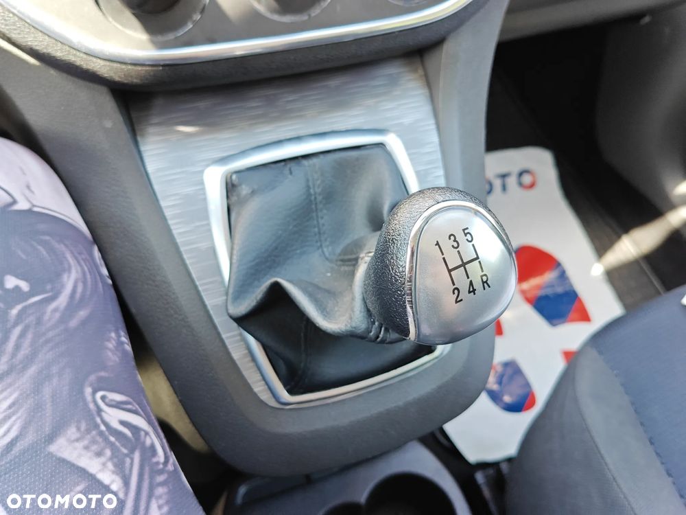 Ford C-MAX 1.6 TDCi Ambiente - 25