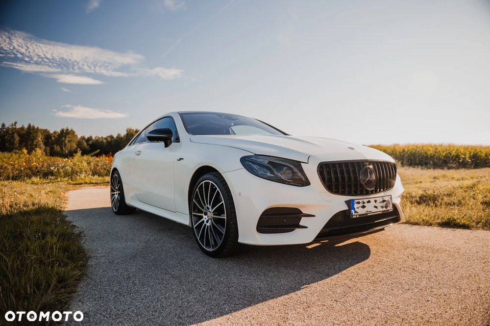 Mercedes-Benz Klasa E AMG 53 Coupe 4-Matic+ 9G-TRONIC - 2