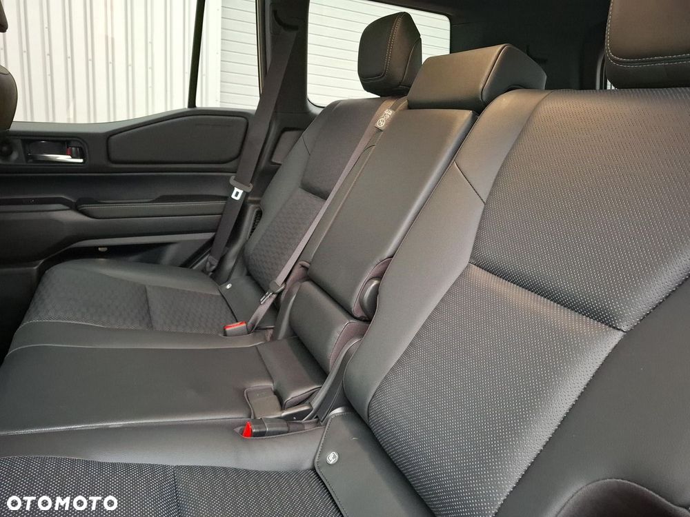 Toyota Land Cruiser LC 2.8 D-4D First Edition - 10