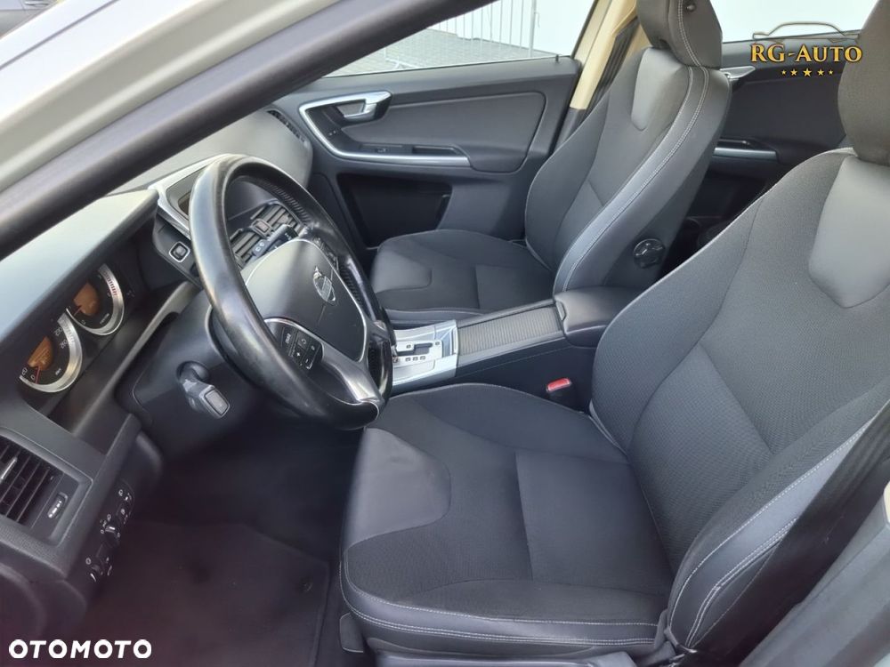 Volvo XC 60 - 33