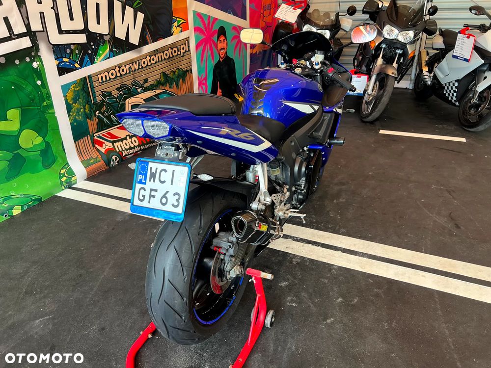 Yamaha R6 - 23