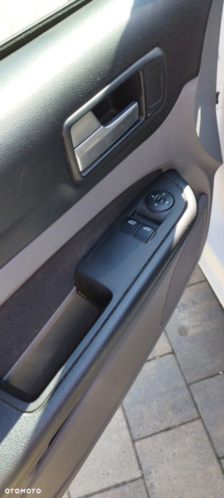 Ford Focus SW 1.8 TDCi Ambiente - 9